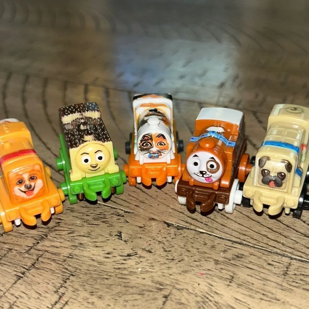 Mini Thomas Train 🚂 Toy Set. Choo Choo!! 13 mini engines Halloween🎃Animals 🦁